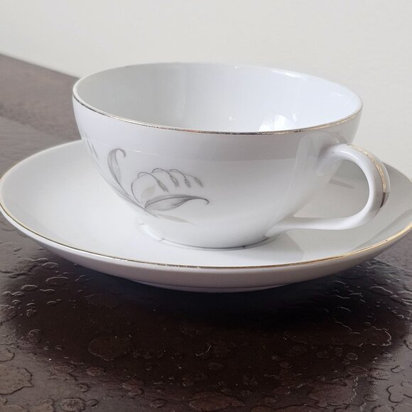 Kaysons Fine China Golden Rhapsody Tea Cup Saucer Set Vintage 1961 Floral Design - Picture 10 of 10